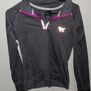 Victoria secret active top